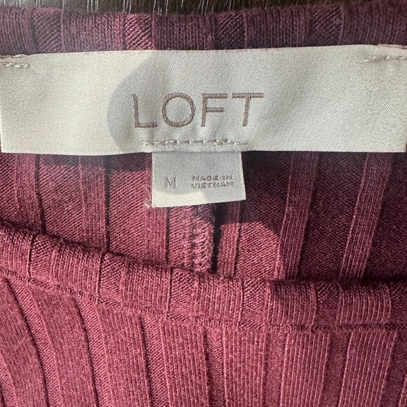 Loft Burgundy Ribbed Knit A Line Long Sleeve Sweater Dress Size Medium - Picture 4 of 7
